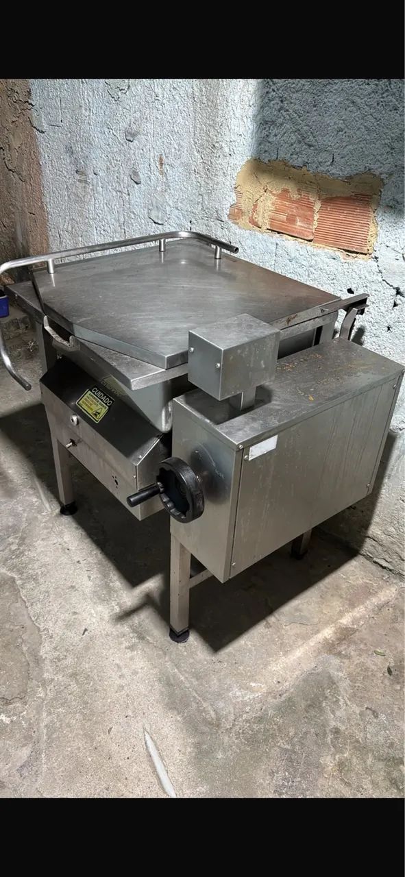 frigideira basculante industrial