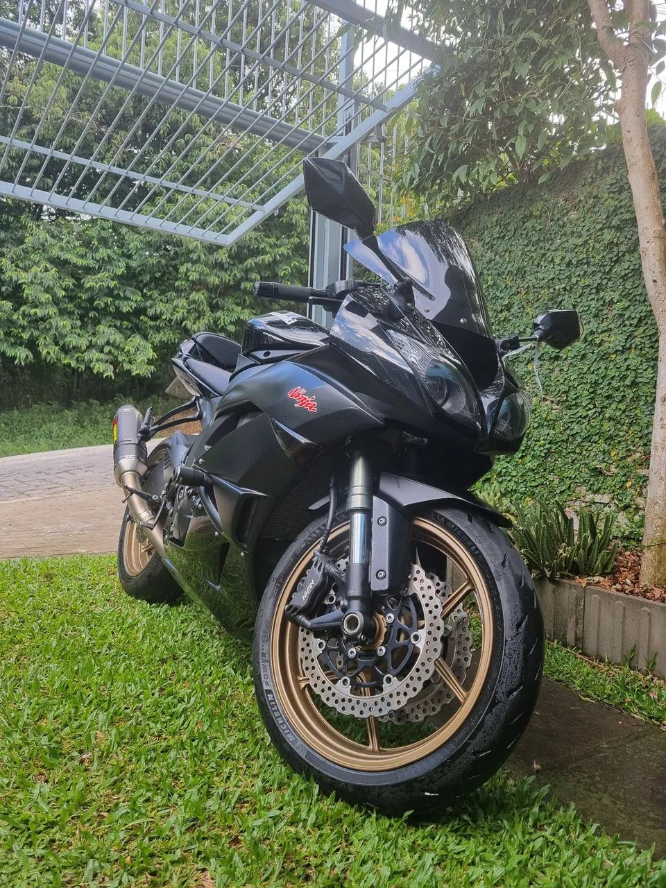 Kawasaki Zx-6r 600cc 2011 - 1478891413 | OLX