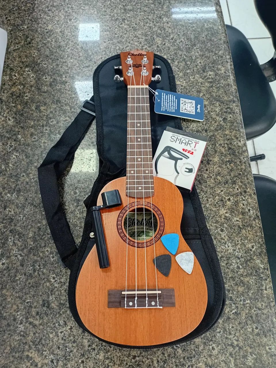Ukulele - Foto 4
