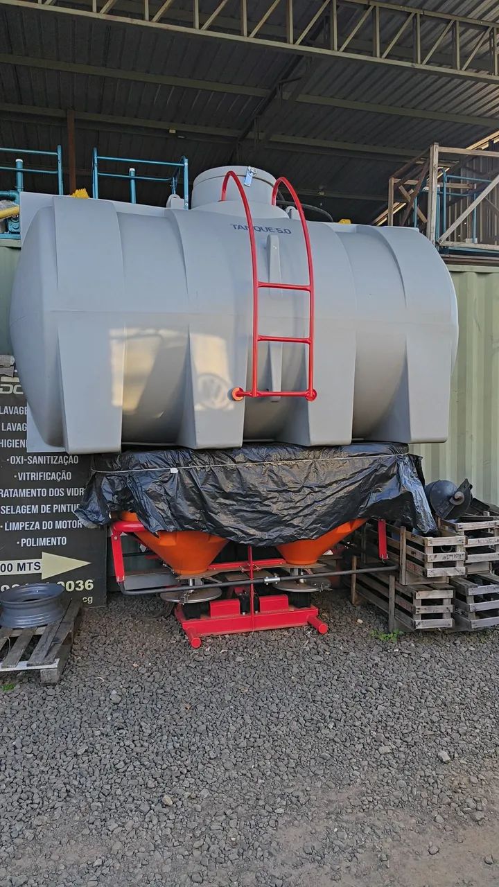 Soldas e restaurações de tanques de  plástico  - Foto 6