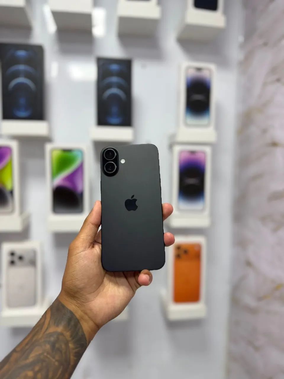 IPHONE 16 PLUS 256GB  ? R$ 4.299