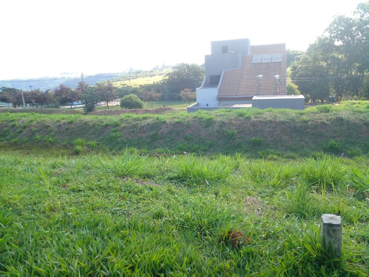 Vendo terreno Condomínio Verana