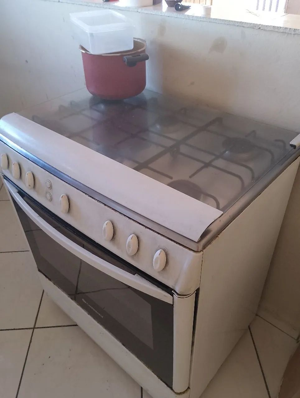 Fogão 6 bocas, funcionando perfeitamente 