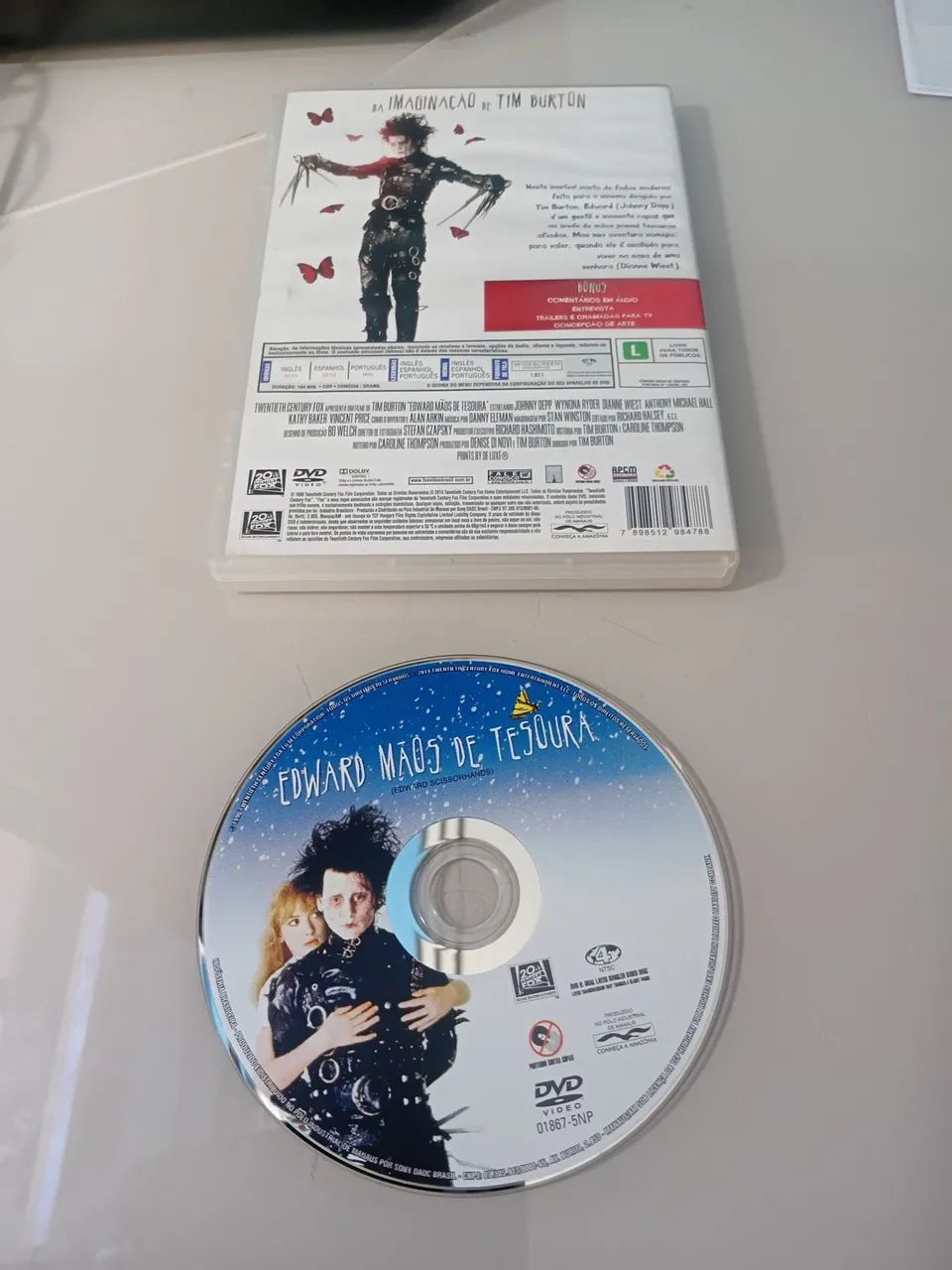 Dvd Edward  Mãos de tesoura  - Foto 3