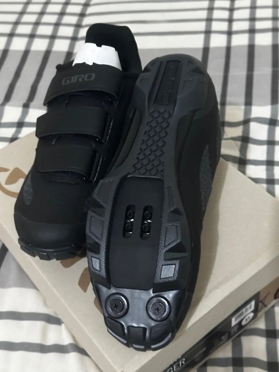 Sapatilha Giro 39 br zero - Foto 4