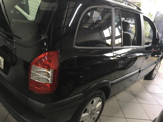Gm - Chevrolet Zafira com kit gás! - Foto 4