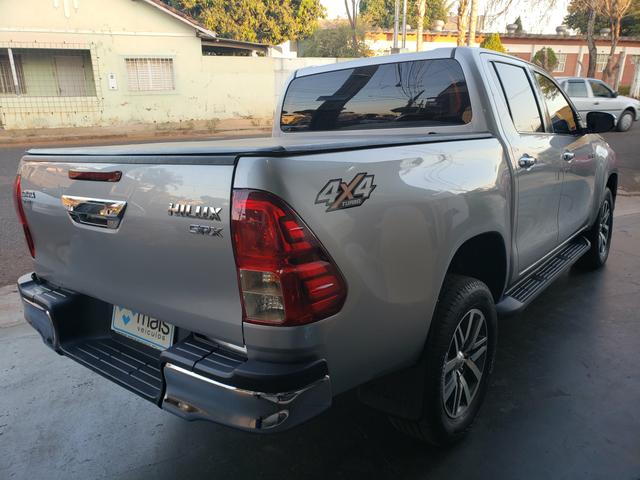 Hilux srx diesel 4x4 - Foto 3