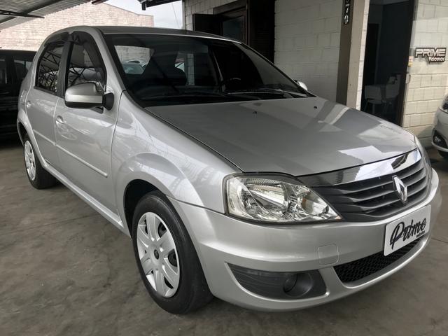RENAULT LOGAN 1.6 8v completo um dono