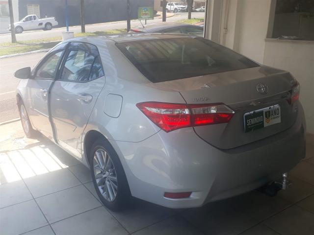 TOYOTA COROLLA 2016/2017 2.0 XEI 16V FLEX 4P AUTOMÁTICO - Foto 4