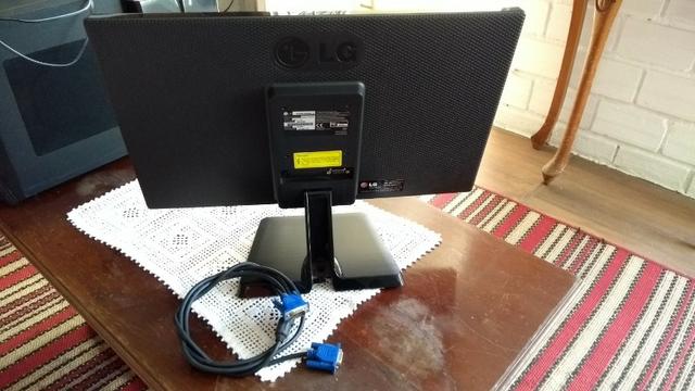 Kit Teclado Usb Sem Fio Sub Philco Cx Som Pc Tela Lg 20 20EN33S-B