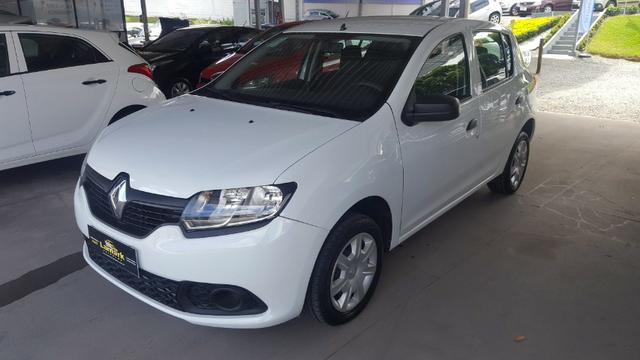 Sandero Authentique 2018 completo