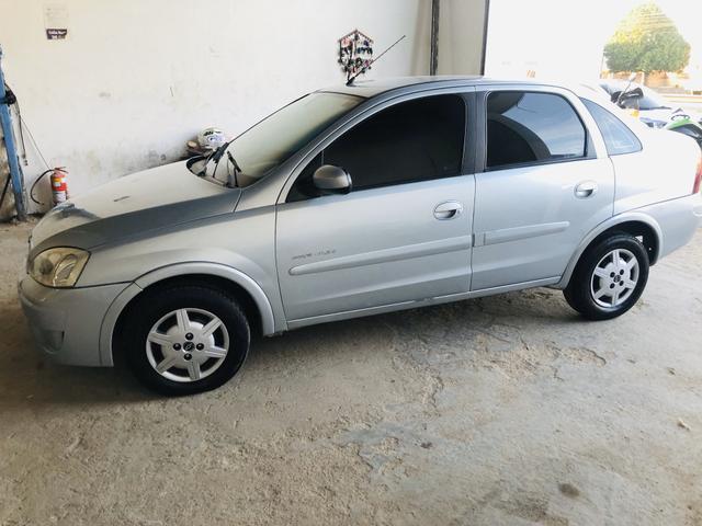 Corsa 1.4 2010 - Foto 3
