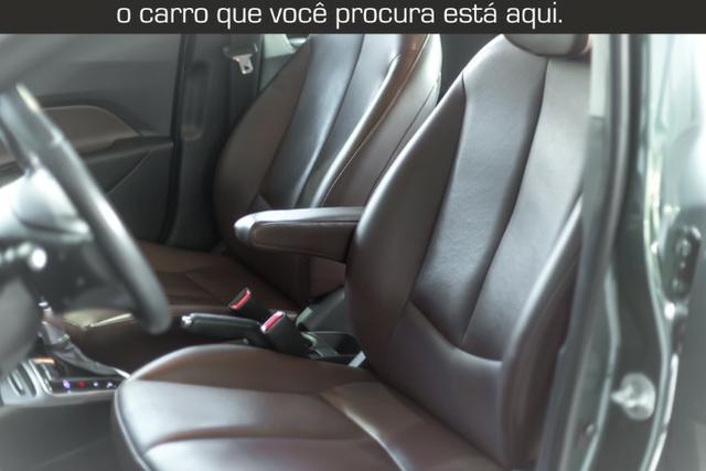 Hyundai Hb20x Premium 1.6 Flex - Foto 17