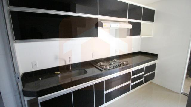 Sobrado - Condomínio Fechado - 3 Qts com Suíte c/ armários na cozinha e cooktop - Foto 7