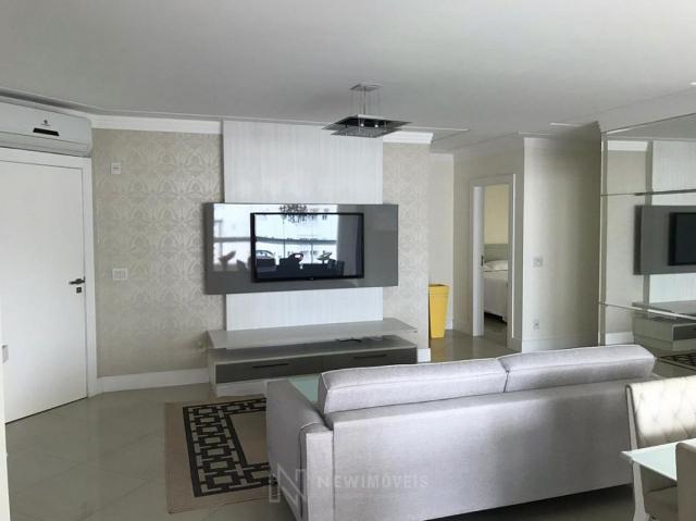Apartamento Quadra Mar Mobiliado 3 Suítes - Foto 5