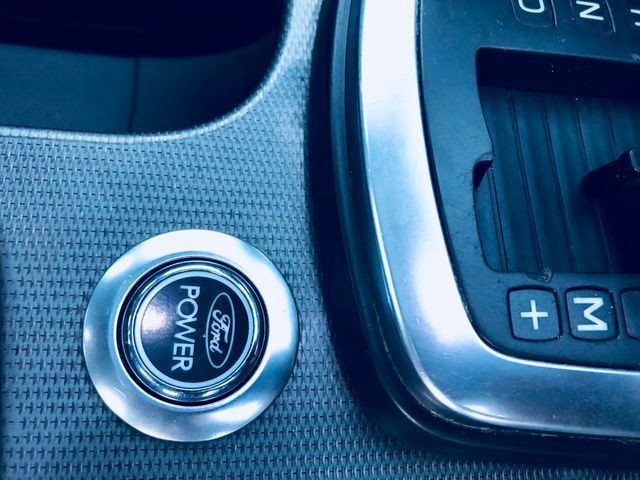 Ford focus sedan guia tooop de linha - Foto 16