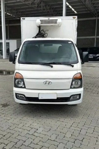 COMPRE AGORA CAMINHÃO HR 2013, PARCELADA