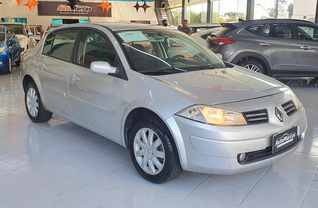 RENAULT MEGANE SEDAN DYNAMIQUE HI-FLEX 1.6 16V