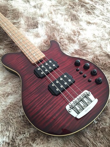 Baixo music man 25th anniversary HH 4 cordas