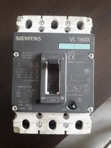 Disjuntor tripolar caixa moldada VL160x