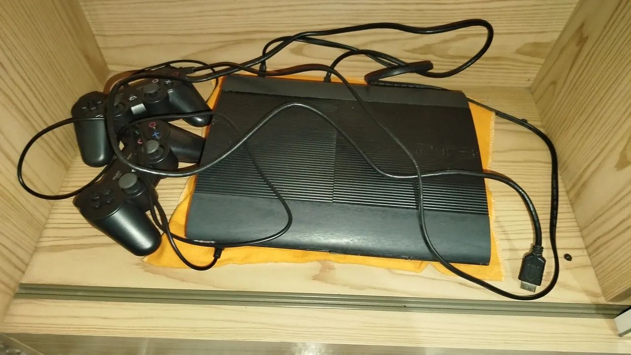 Playstation 3 super slim - Foto 3