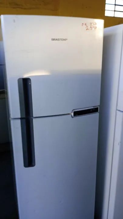 VENDE SE GELADEIRAS.  FUNCIONANDO PERFEITAMENTE  - Foto 2