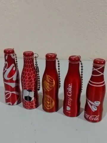 São 14 garrafinhas chaveiro de alumínio colecionáveis antigas da Coca-Cola