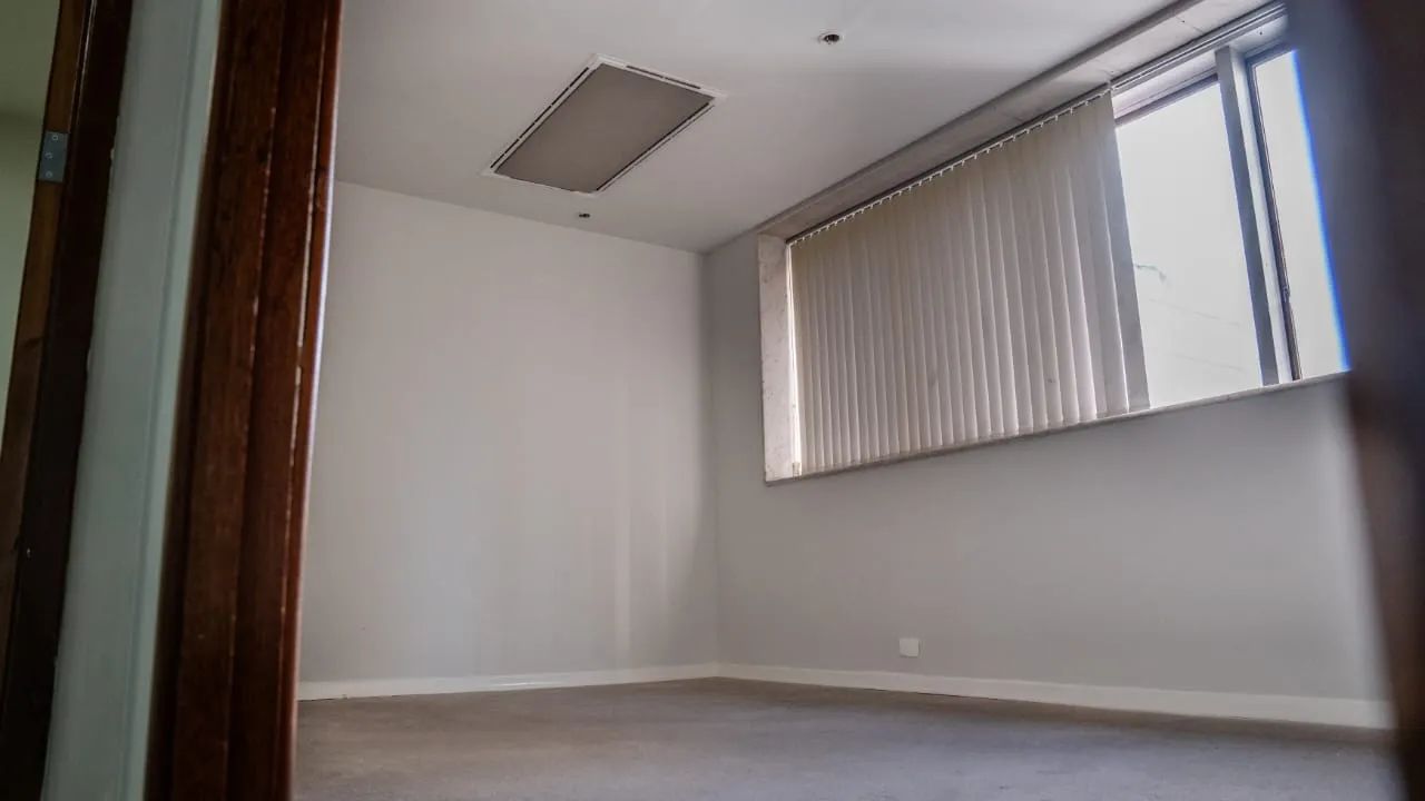 EXCELENTE SALA COMERCIAL NO CENTRO DO RIO - Foto 3