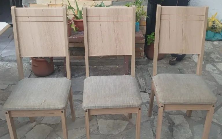 Mesa + 3 cadeiras - Foto 6