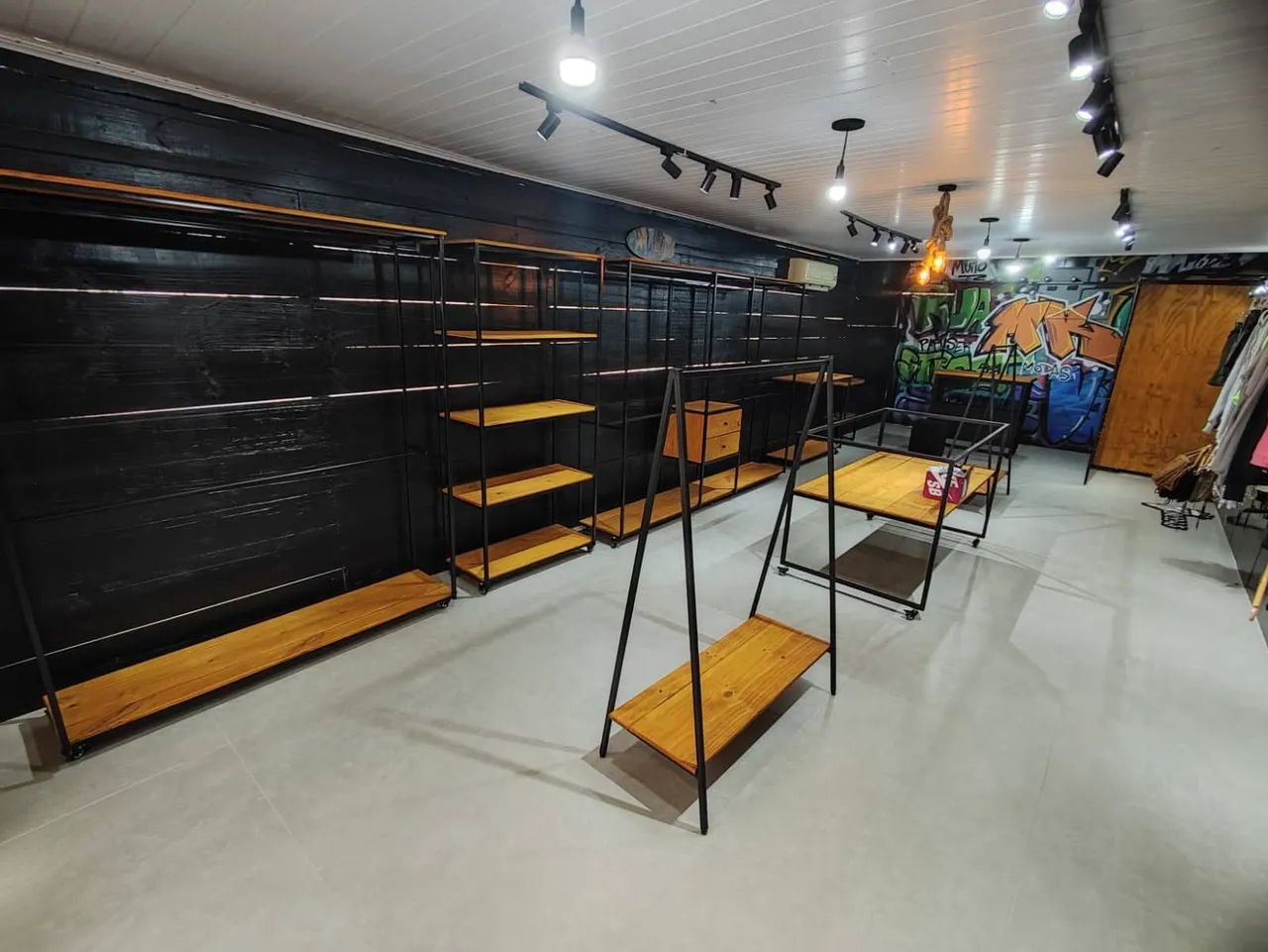 Móveis estilo industrial 