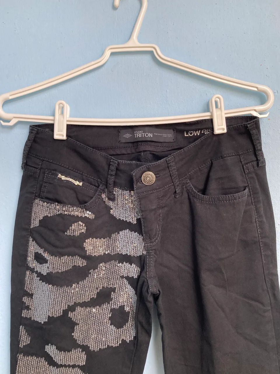 Calça Feminina Preta com Brilho, Tam M - Foto 3