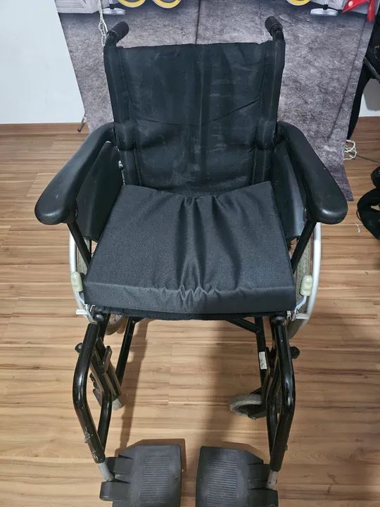 Cadeira de rodas Jaguaribe  - Foto 2