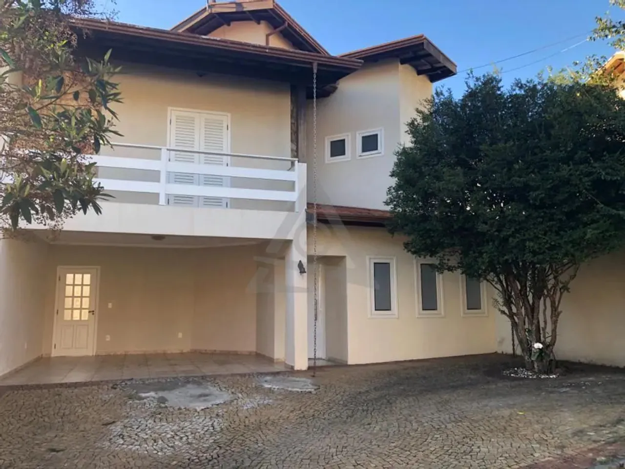 Casa para alugar em Valinhos, Roncáglia, com 3 quartos, com 227 m², Residencial São Joaqui