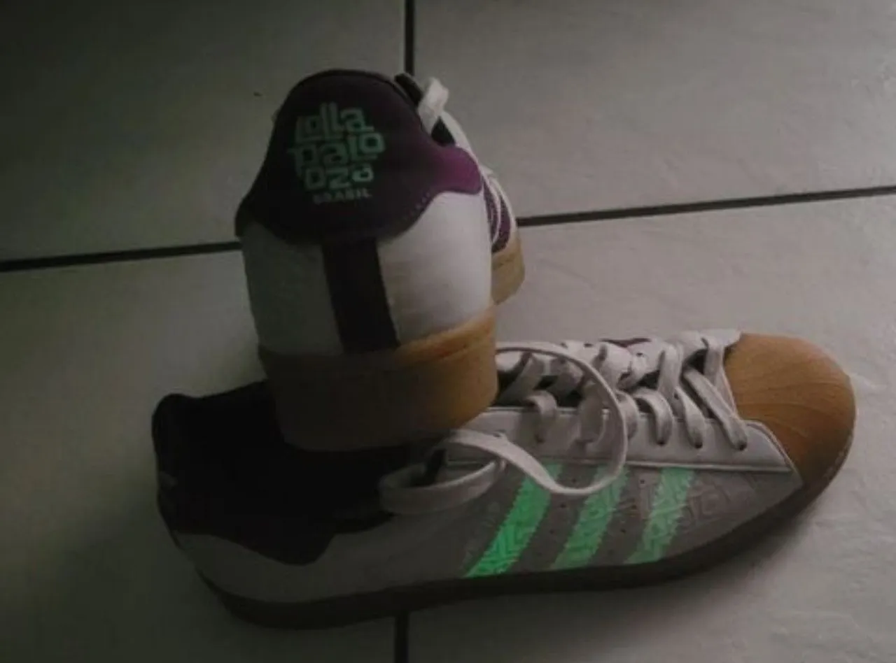 Tenis adidas nmd r1 bambi disney -edição limitada - Calçados 