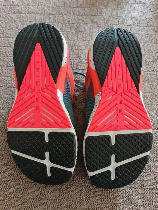 Tênis Under Armour HOVR Apex 2 Verde - Foto 4