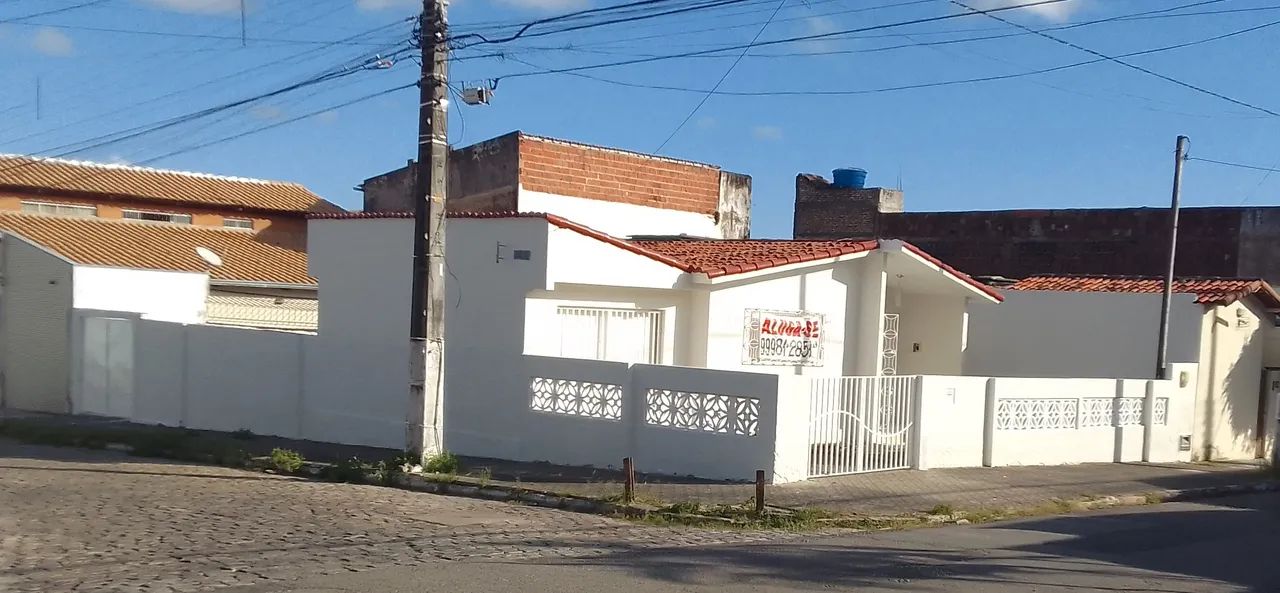 ALUGO CASA EM CANDELÁRIA EM ÓTIMA LOCALIZAÇÃO - Foto 3