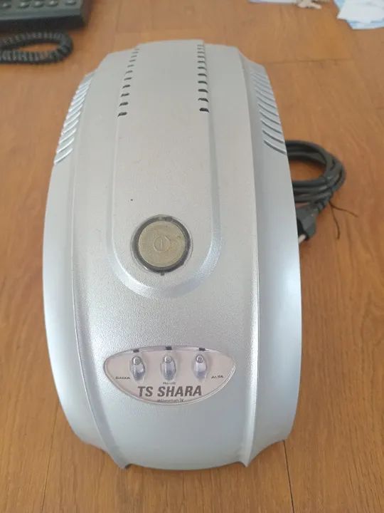 Estabilizador TS Shara 500 VA.