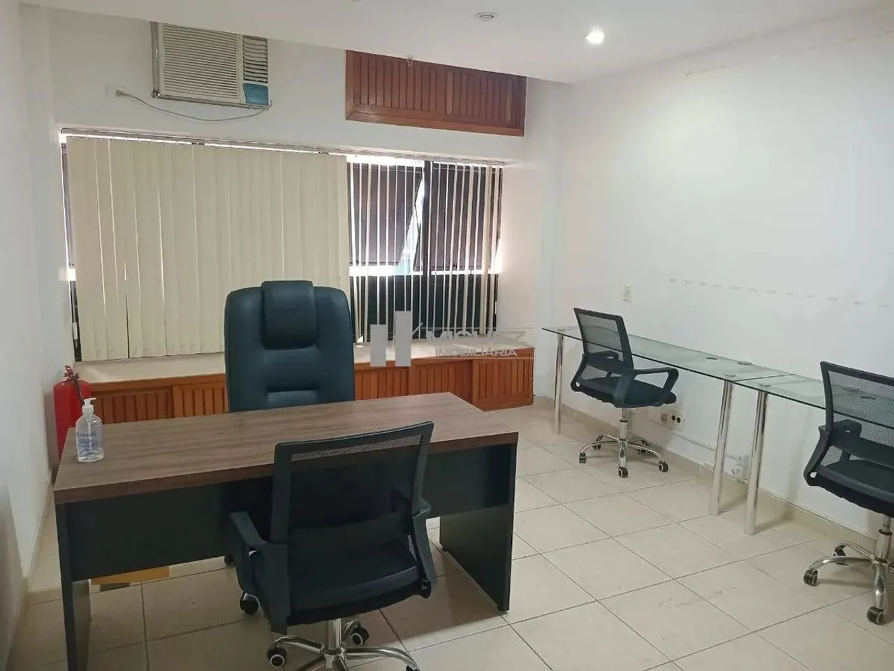 Aluga sala comercial no Centro do Rio de Janeiro para escritório, consultórios e ate mesmo
