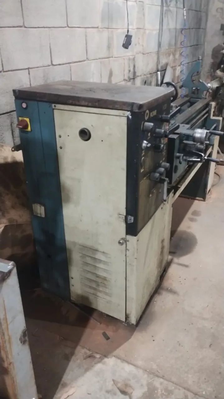 Torno mecânico ROMI I-20 1.5 metro  - Foto 2