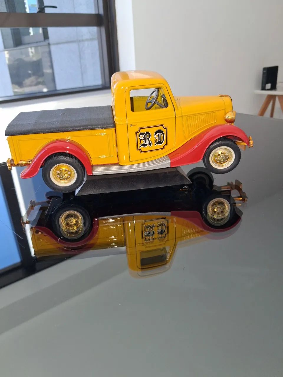 Miniatura Pick Up Ford 1936 - Marca Majorette - Foto 2
