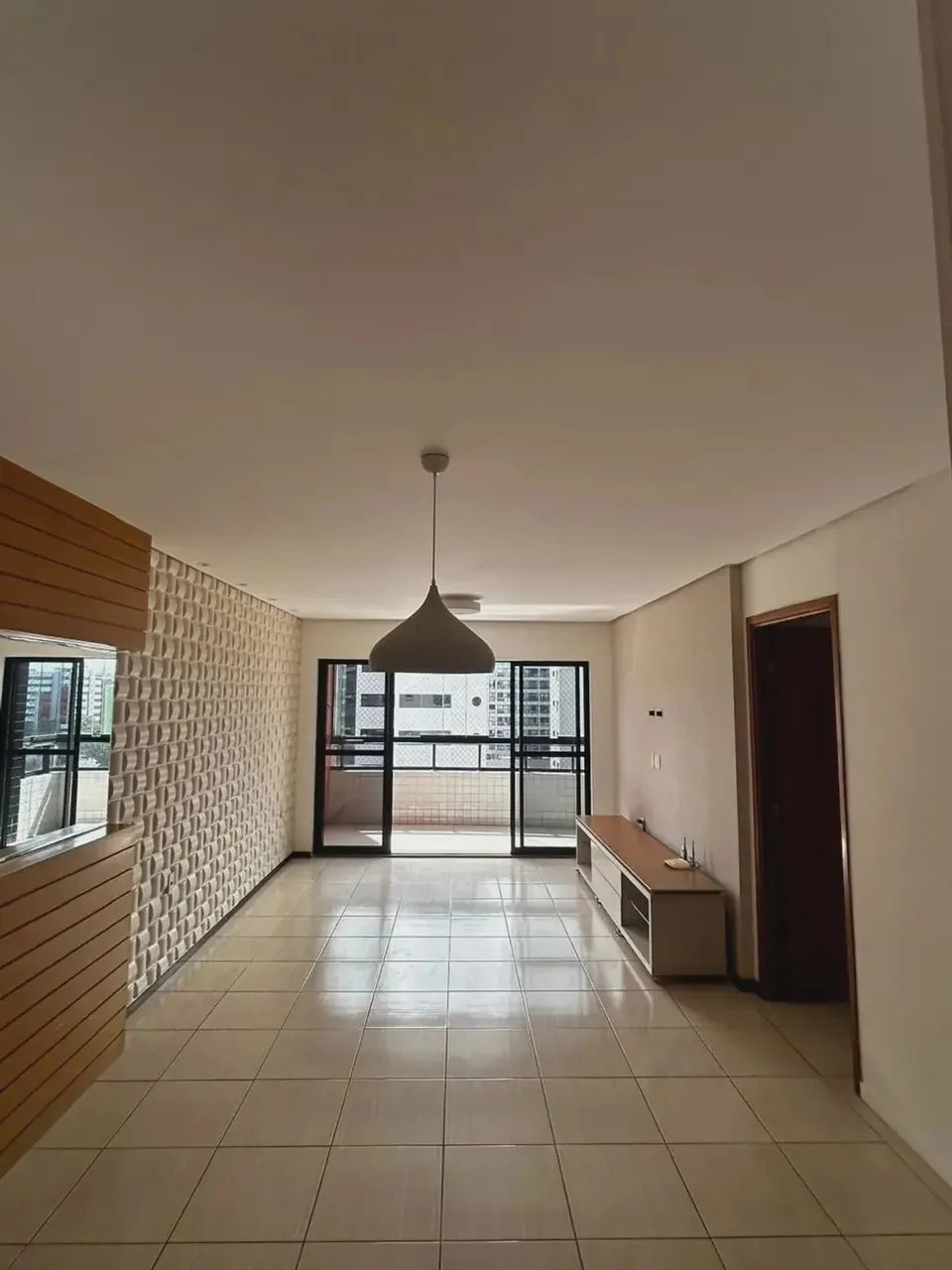 Apartamento para locação no EDIFÍCIO DANIELA , PONTA VERDE , Maceió, AL