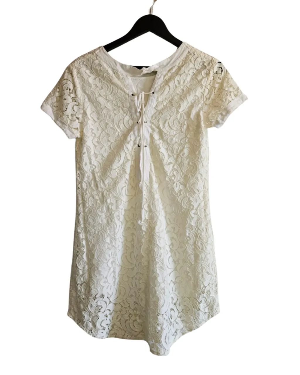 Vestido Farm Branco em Renda - Romântico e Atemporal - Foto 2