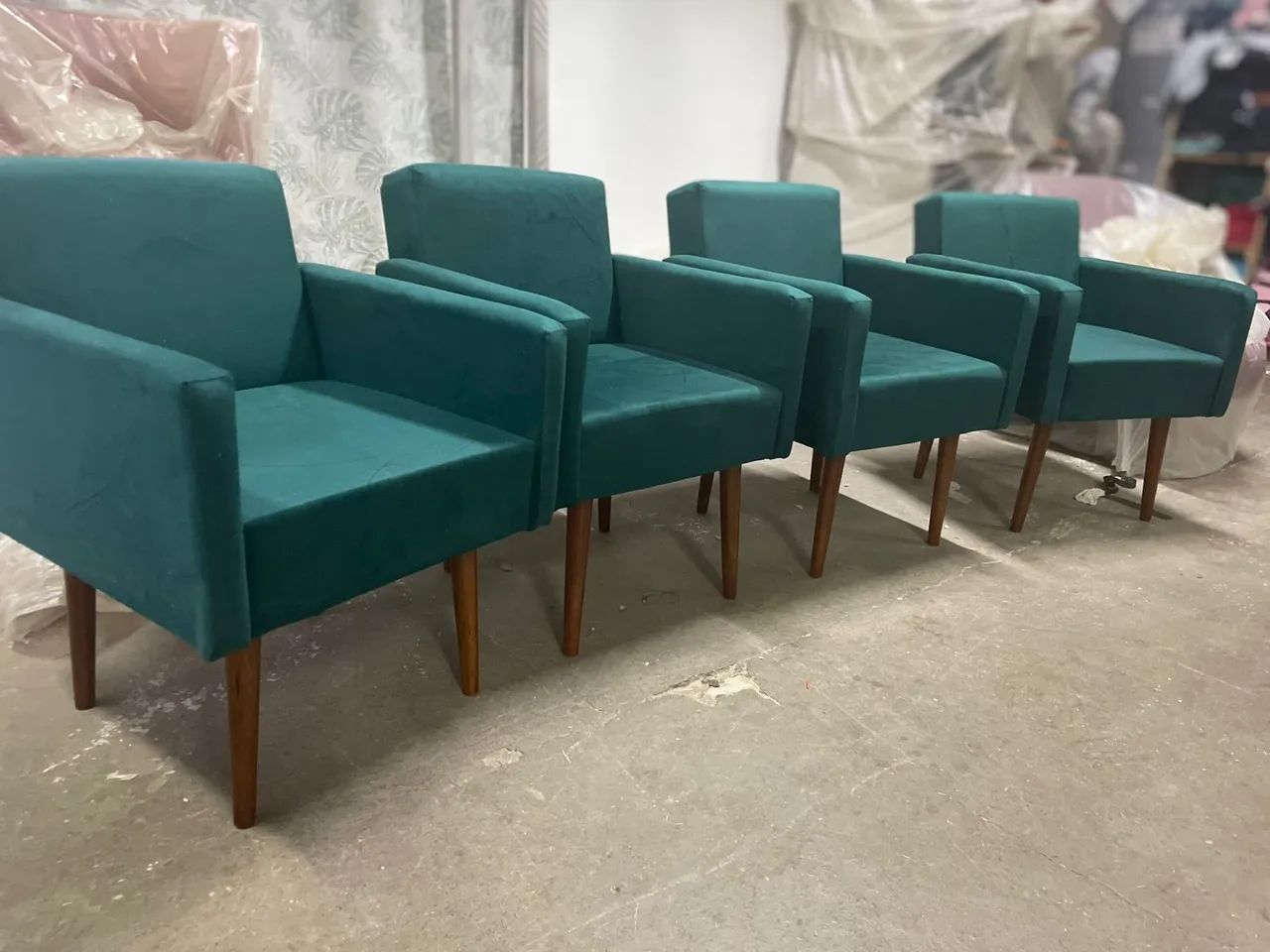 Poltronas Nina Elegantes em Suede Verde - Foto 2