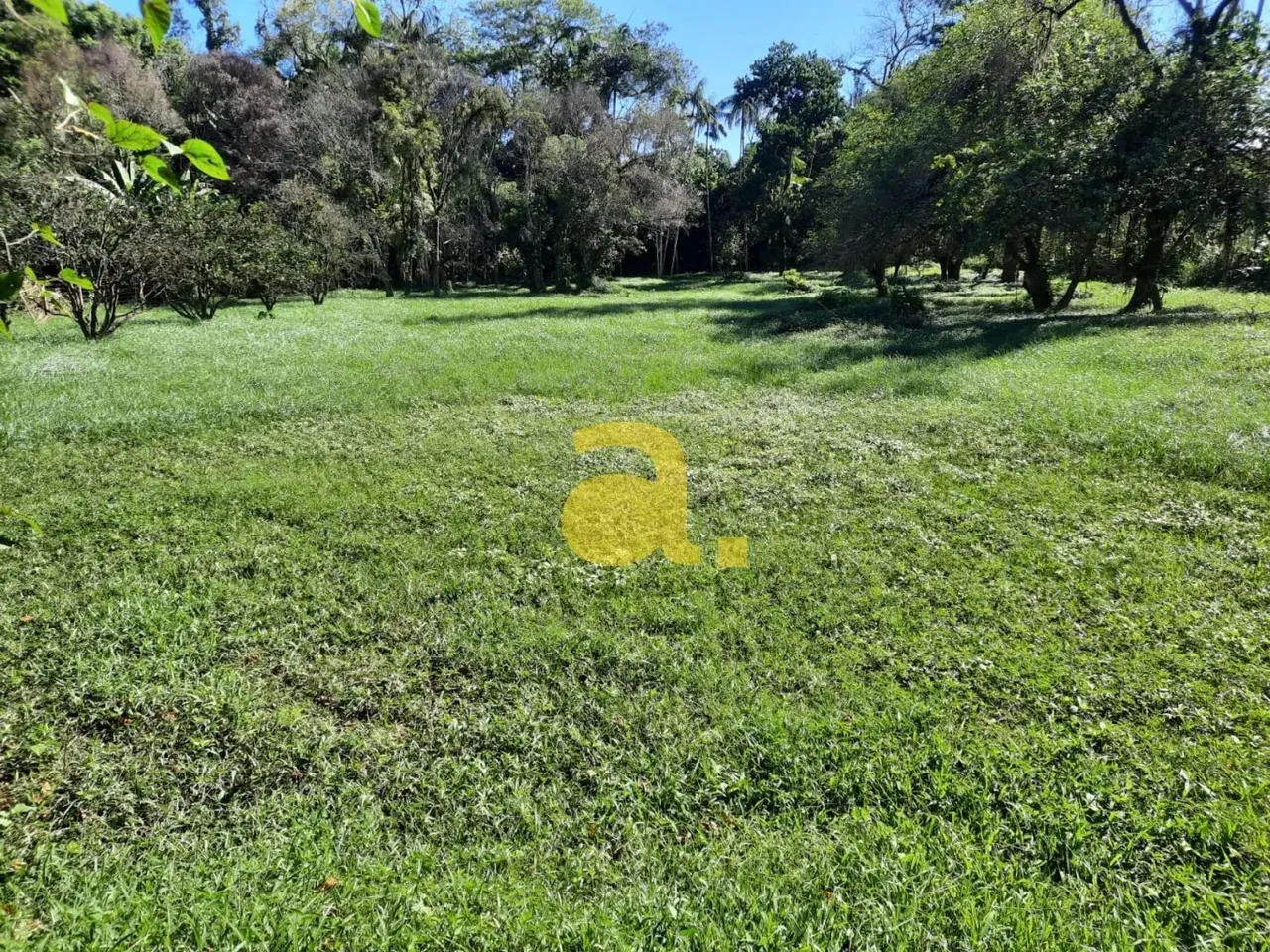 Excelente terreno muito bem localizado, fica na Rodovia 470 no Trevo de Pomerode.Excelente