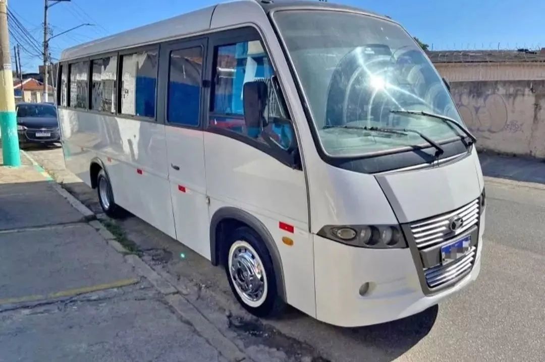 MICRO-ÔNIBUS/ ENTRADA MÍNIMA DE À PARTIR 18.000,00
