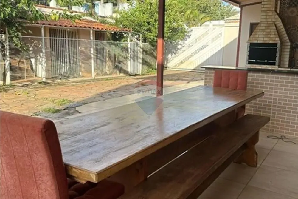 Casa com Piscina e Churrasqueira em Vicente Pires
