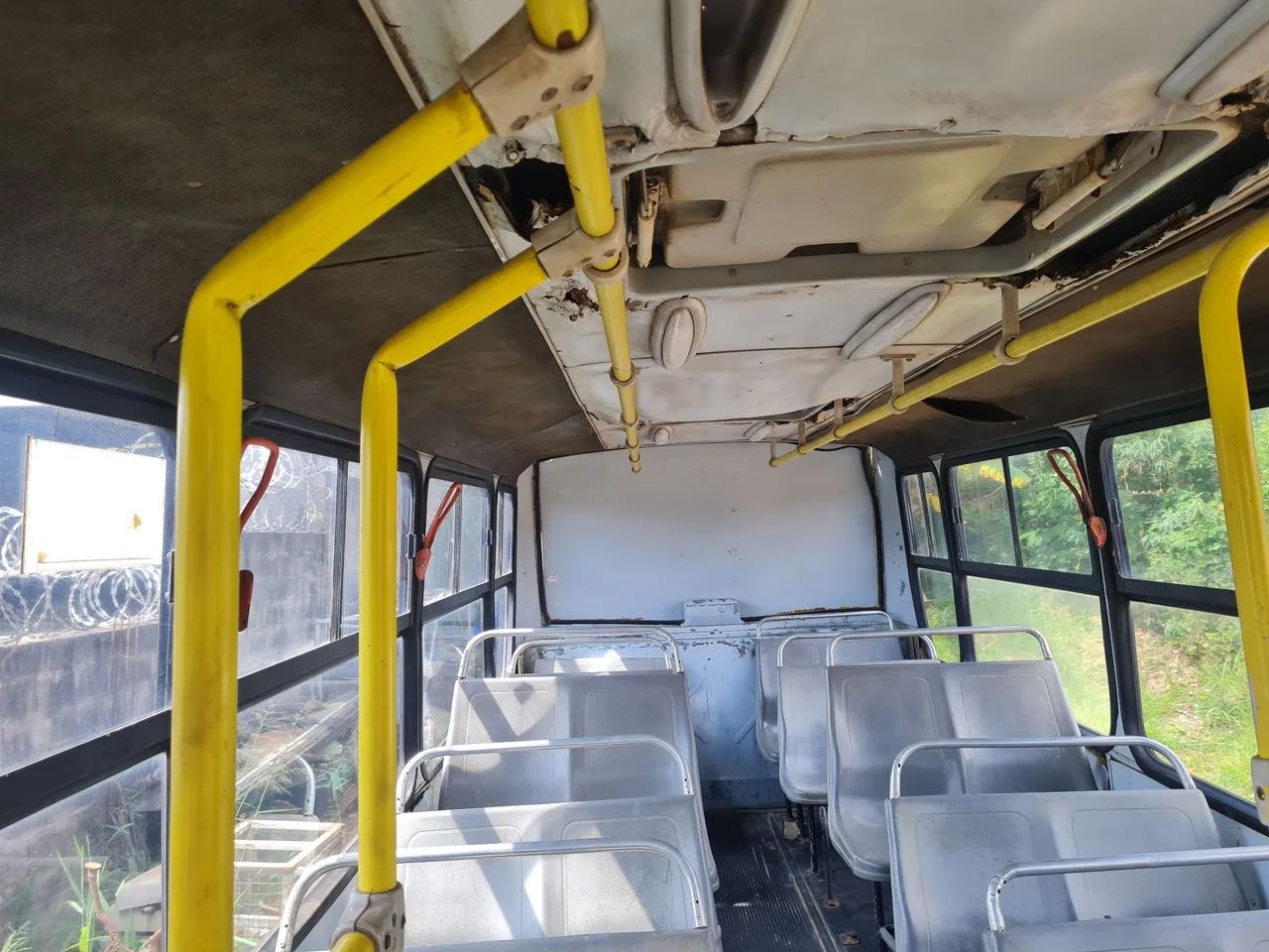 Microônibus Mercedes 814 2000 - Foto 9