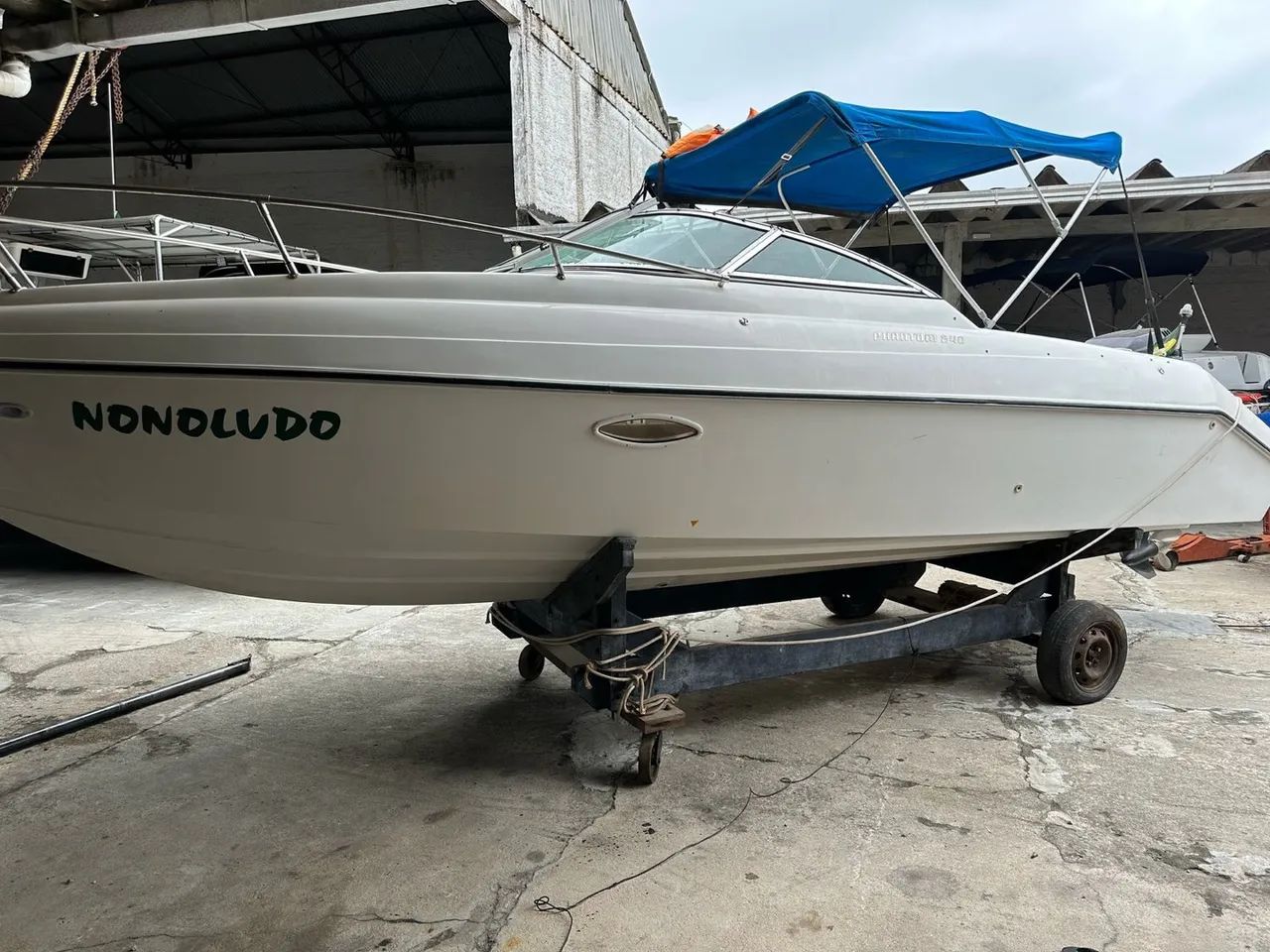 Lancha Phanton 24 pés 