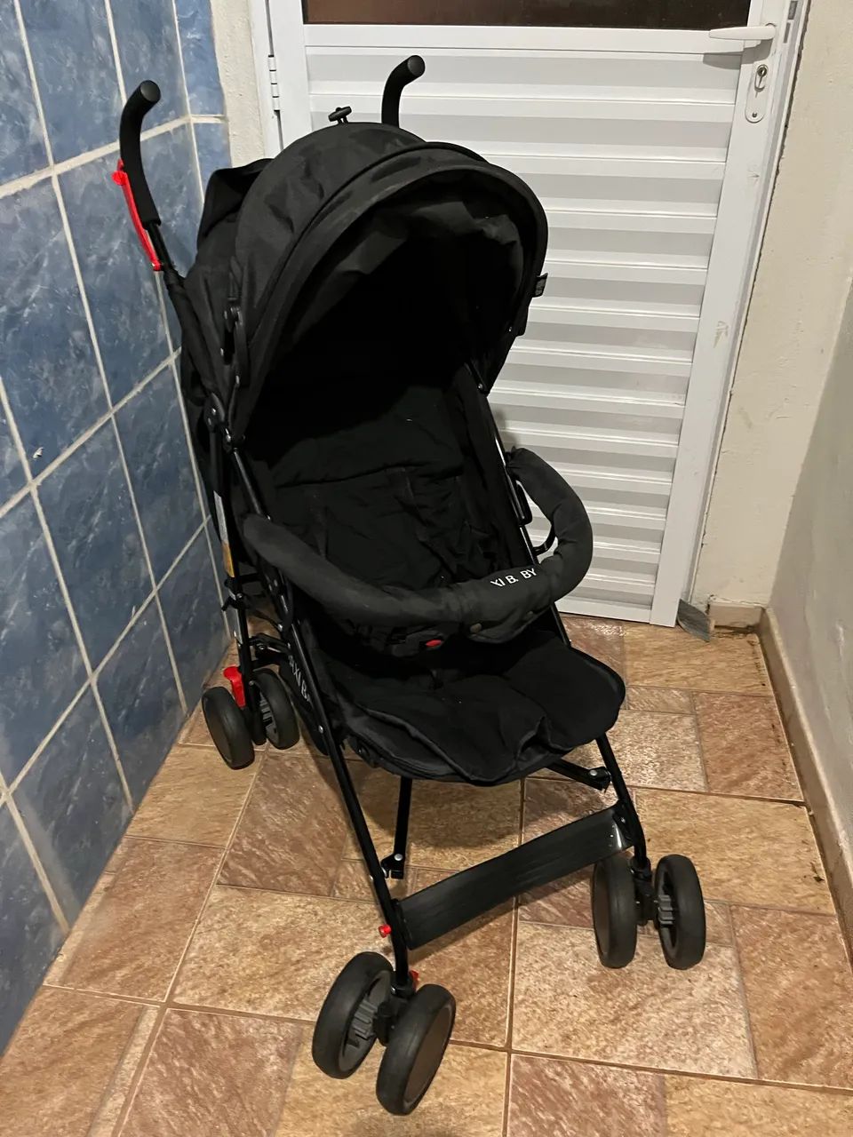 Carrinho de Bebê Guarda Chuva Maxi Baby - Foto 3