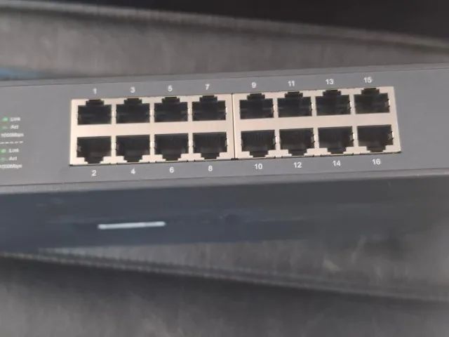 Switch / Roteador / Modem Tp-link 16 Portas Gigabit 10/100/1000 Tl-sg1016d - Foto 2
